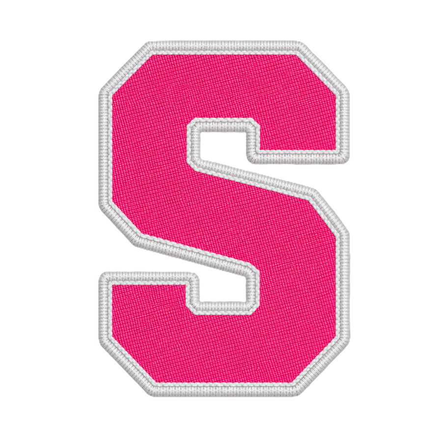Roze-witte letter S voor op een pet